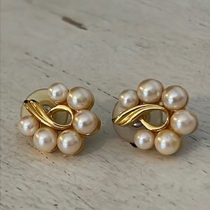 Vintage Richelieu earrings